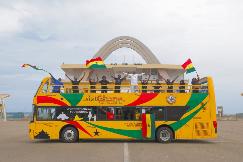 accra city tour bus